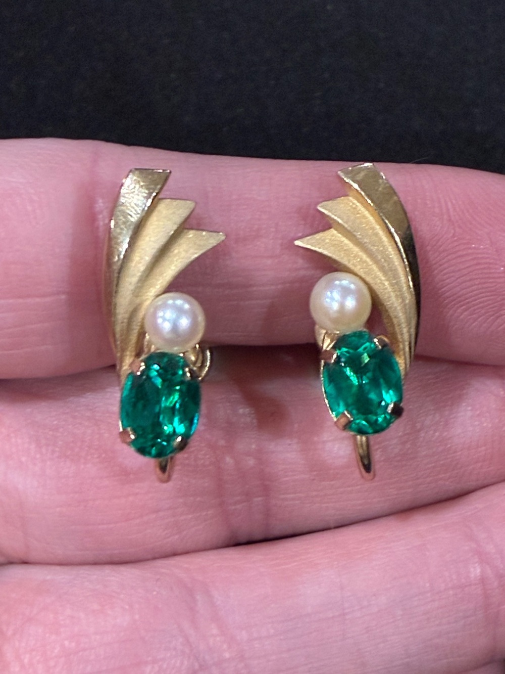 Vintage Gold Filled Freshwater Pearl & Emerald Glass Earrings